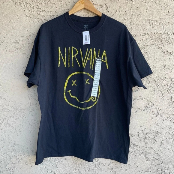 NWT Nirvana Men’s Black Smiley Face 90s Grunge Rock Band Tee Shirt Size X-Large - Picture 3 of 5
